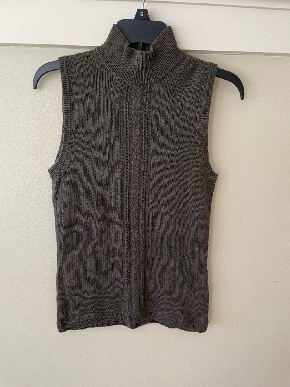 M-A-G by Magaschoni Ribbed Mock Neck Sleeveless Sweater